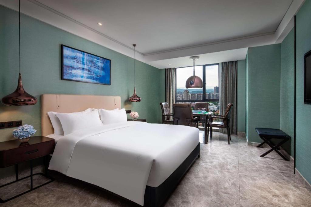 Ramada Plaza By Wyndham Changsha Xingsha Exterior photo